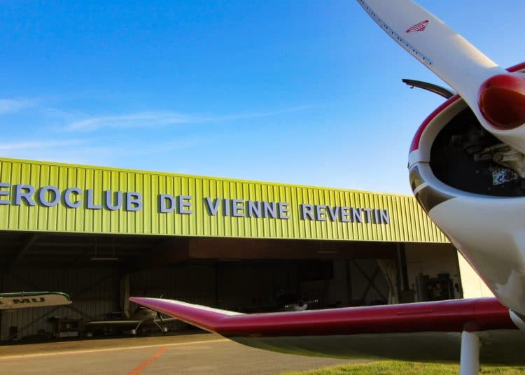 AEROCLUB DE VIENNE REVENTIN