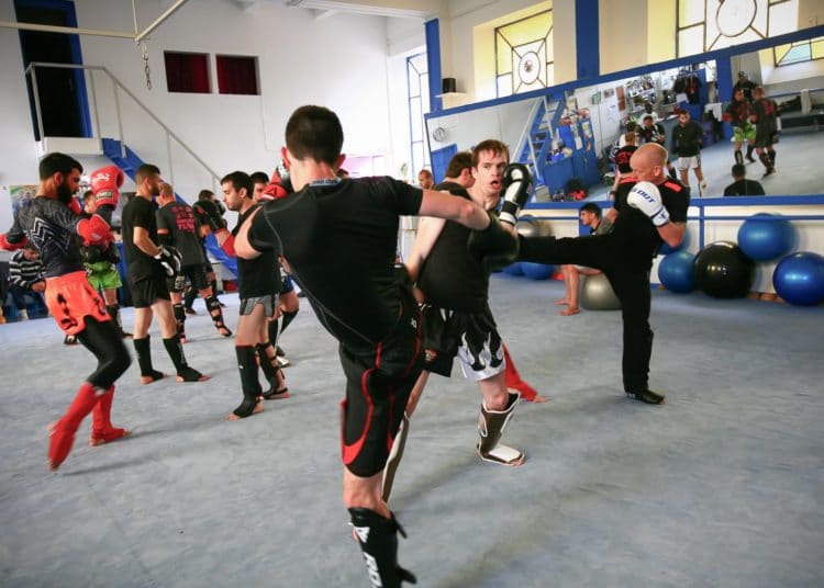 Stage de Muay Thaï avec le champion Mondial Yassine Boughanem