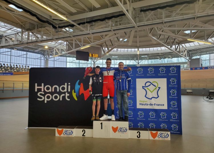 En piste pour les cyclistes de l’AS Handivienne