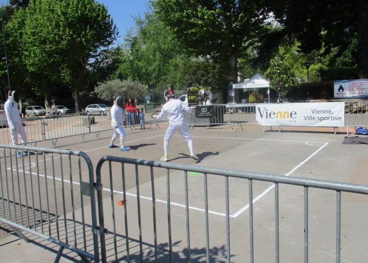 La Blue-Touche : Tournoi d’escrime !