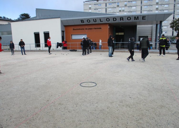 Concours de pétanque à Vienne